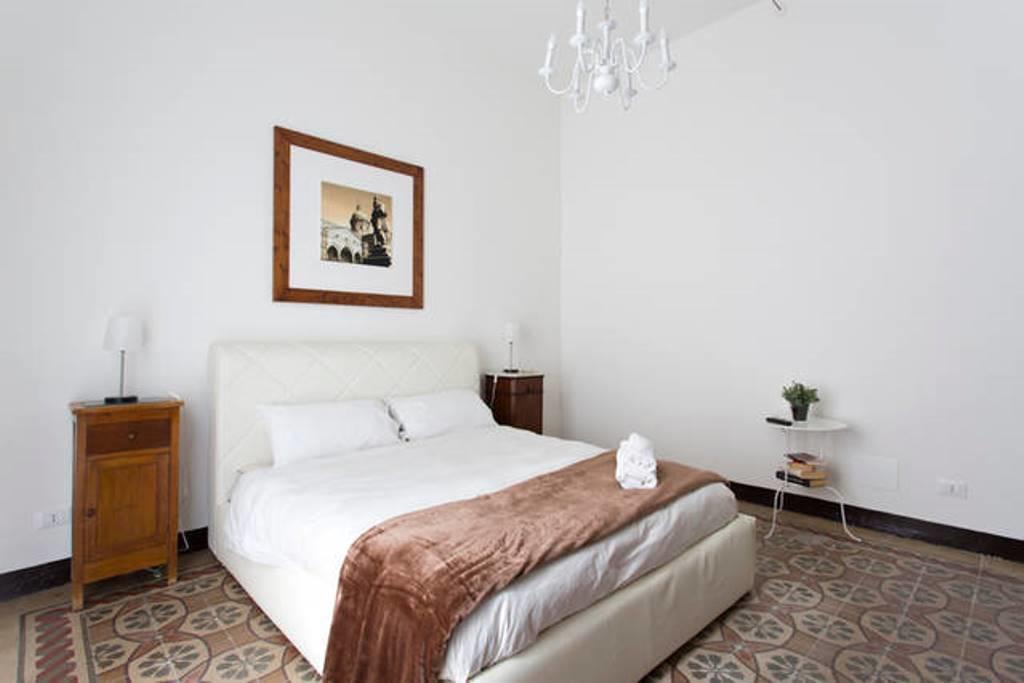 Aragona Rooms Palermo Bagian luar foto