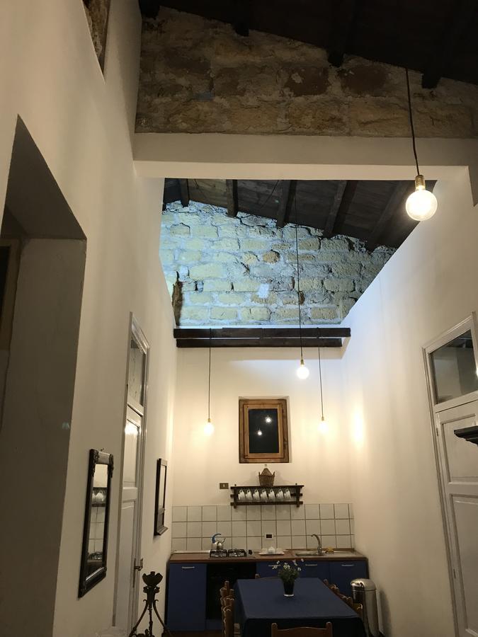 Aragona Rooms Palermo Bagian luar foto