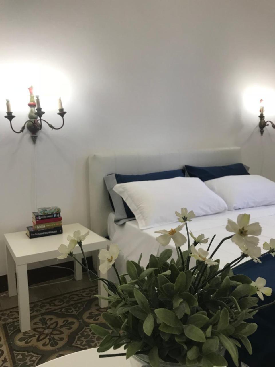 Aragona Rooms Palermo Bagian luar foto