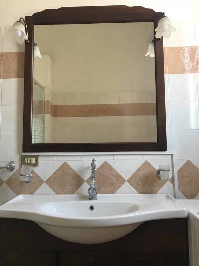 Aragona Rooms Palermo Bagian luar foto